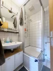 OG1 Badezimmer mit Dusche