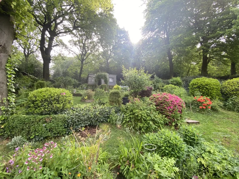 Gartenhaus mit Gartenparzelle