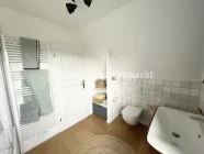 Badezimmer DG