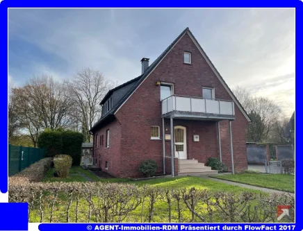 Straßenansicht - Haus kaufen in Lünen - Agent´s Mehrgenerationenhaus in idyllischer Lage mit großem Garten