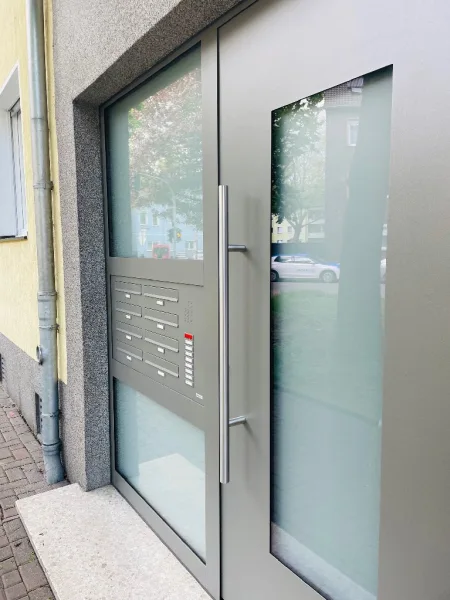  - Wohnung kaufen in Duisburg - Gemütliche 2 Zimmer Wohnung mit Balkon und Blick ins Grüne - Duisburg-Laar