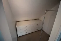 1. begehbarer Schrank