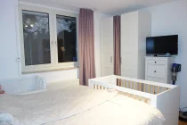 3. OG - Schlafzimmer ebenso