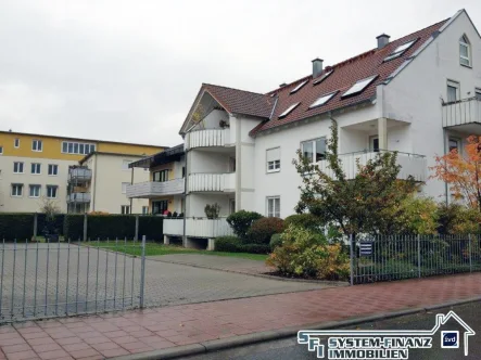 Aussenansicht Gesamtobjekt - Wohnung kaufen in Bamberg - Bamberg-Inselstadt, TOP Wohnung im DG