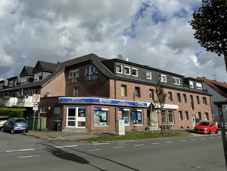 Außenansicht - Zinshaus/Renditeobjekt kaufen in Bottrop / Kirchhellen - Top gepflegtes Immobilien-Ensemble im beliebten Bottrop-Kirchhellen