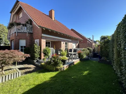 Garten - Haus kaufen in Oer-Erkenschwick - Freistehendes Zweifamilienhaus in Oer-Erkenschwick