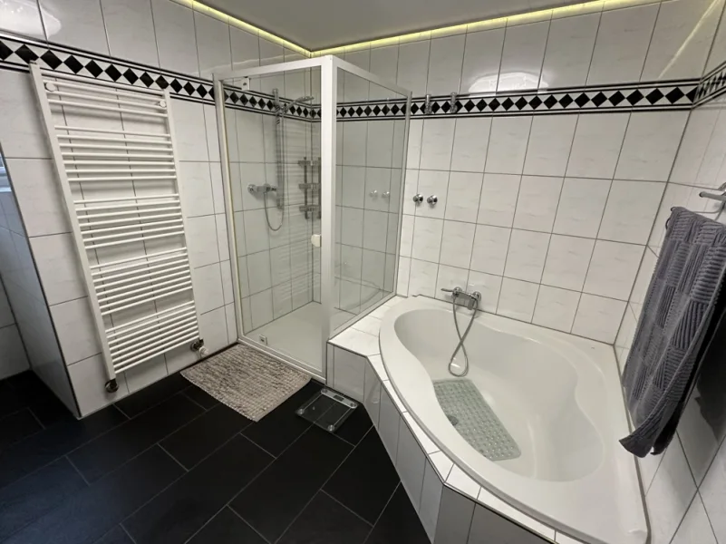 EG Badewanne