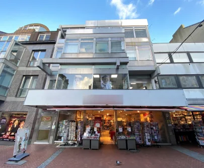 Außenansicht - Büro/Praxis mieten in Gelsenkirchen - Friseursalon mit großzügiger Fensterfront in der Fußgängerzone von Gelsenkirchen-Buer   ca. 121 m²