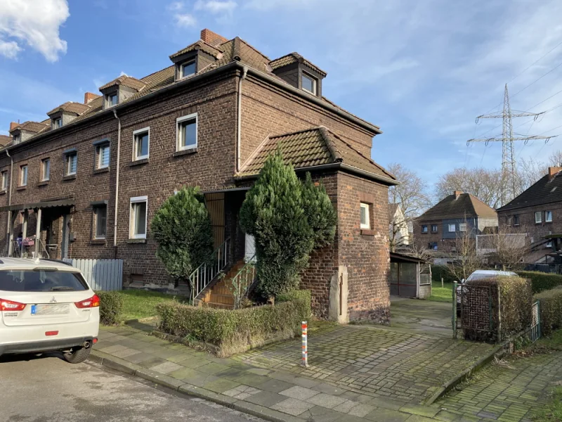 Vorderansicht - Haus kaufen in Duisburg / Fahrn - Zechenhausoase in Duisburg - Fahrn