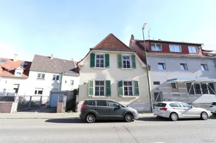 PE-24-MRBD-89 - Haus kaufen in Kaiserslautern - BIETERVERFAHREN - PROVISIONSFREI - komplett sanierungsbedürftiges Einfamilienhaus in zentraler Lage