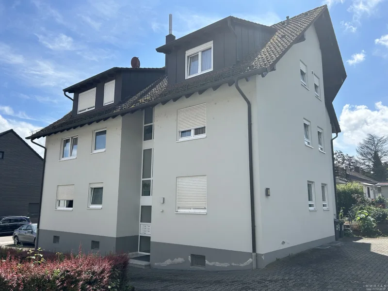 24-DIVH-113  - Wohnung kaufen in Billigheim-Ingenheim / Ingenheim - Schöne Zweizimmerwohnung im Dachgeschoss mit Garage