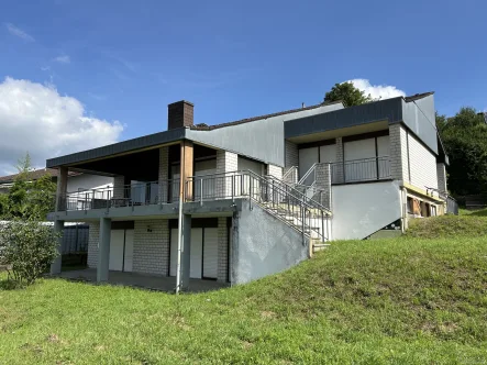 PE-24-MRVH-233 - Haus kaufen in Rockenhausen - BIETERVERFAHREN - PROVISIONSFREI - Architektenhaus mit zwei Einliegerwohnungen aus Nachlass