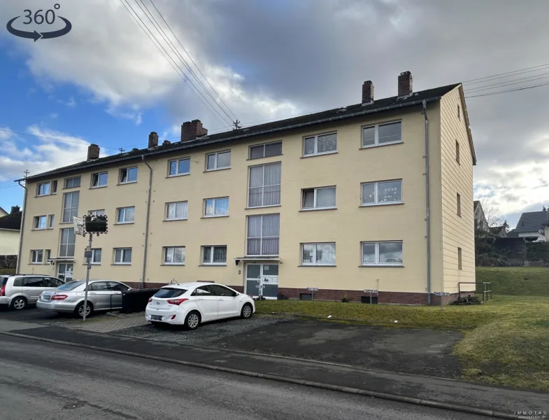 SP-23-CS-341  - Wohnung kaufen in Birkenfeld - Vermietete Dreizimmerwohnung im 2. Obergeschoss mit Balkon und Stellplatz im Freien