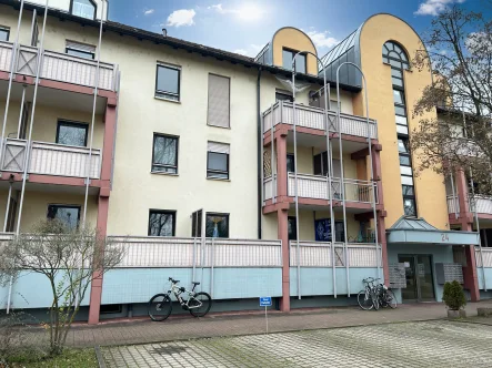 SP-25-CPVH-6 - Wohnung kaufen in Mannheim / Rheinau - Attraktives 1-Zimmer-Appartement mit Balkon in guter Lage von Mannheim-Rheinau