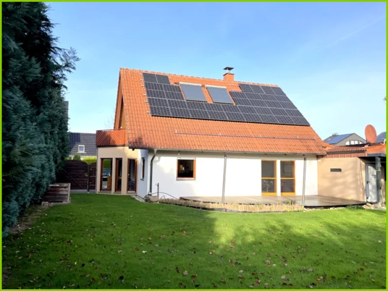 Gartenseite Haus - Haus kaufen in Welver-Scheidingen - Geräumiges, sehr gepflegtes freistehendes Einfamilienhaus mit Garage, Balkon und großem Garten in Welver-Scheidingen