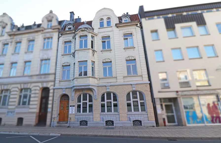 02-Front - Zinshaus/Renditeobjekt kaufen in Stolberg - Solides Wohn-Geschäftshaus in Stolberg