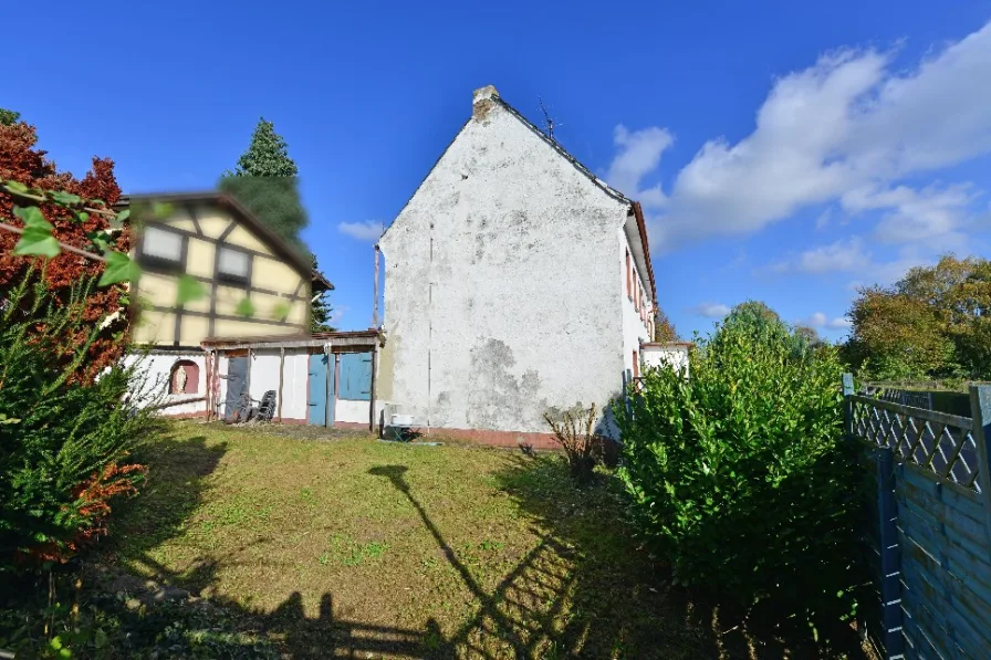 Grundstück - Grundstück kaufen in Hennef - Verkauf im Bieterverfahren: Grundstück in beliebter Lage mit Abrissgebäude