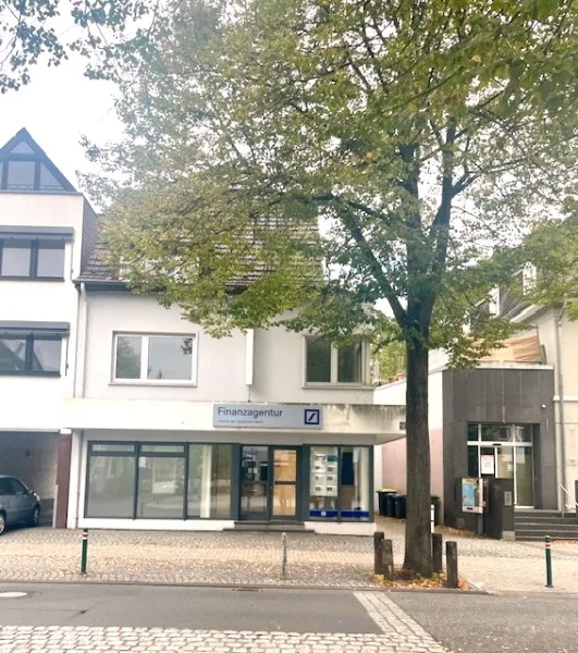 Aussenansicht - Laden/Einzelhandel mieten in Hennef - Großzügiges Ladenlokal in 1a-Lage der Frankfurter Straße