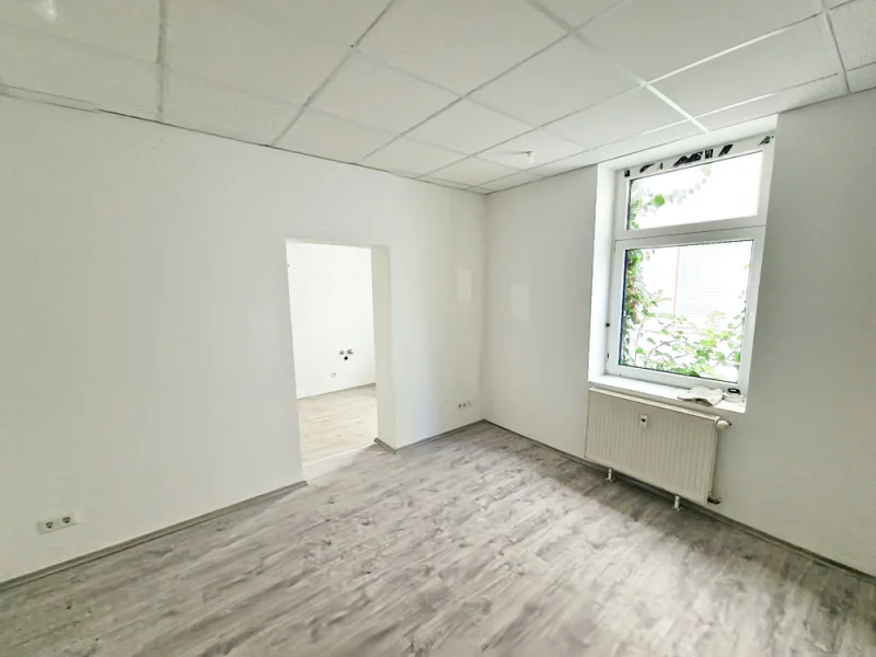 Wohn-Schlafraum - Wohnung mieten in Herne - Modernisierte 1,5-Zimmer-Erdgeschosswohnung mit Stil und Komfort