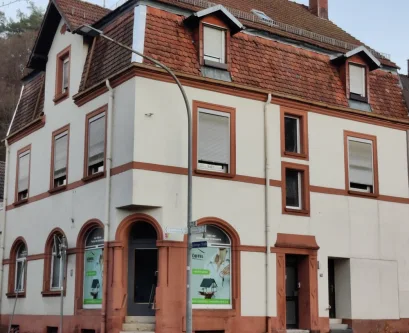 Außenansicht - Wohnung mieten in Pirmasens / Niedersimten - 4 ZKB und Terrasse zu vermieten in Pirmasens-Niedersimten