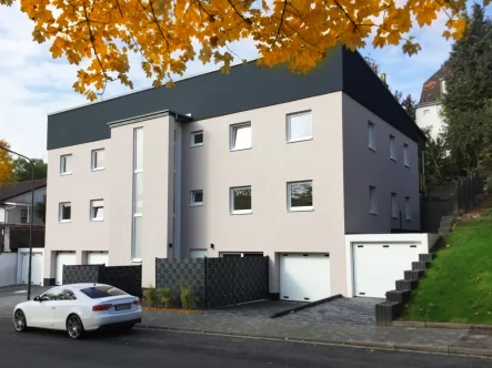 Ansicht von Süden - Wohnung kaufen in Neunkirchen - Barrierefreie Eigentumswohnung mit moderner Raumaufteilung zu verkaufen