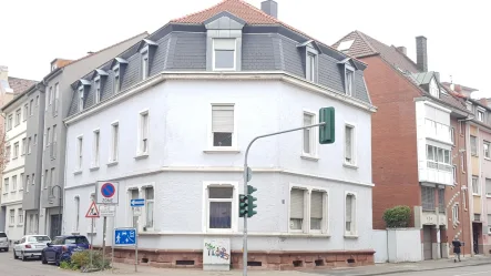 Ansicht Süden - Wohnung kaufen in Kaiserslautern - Kapitalanlage: Apartment in zentraler Lage zu verkaufen!5 Gehminuten zur neuen Lauterer Stadtmitte