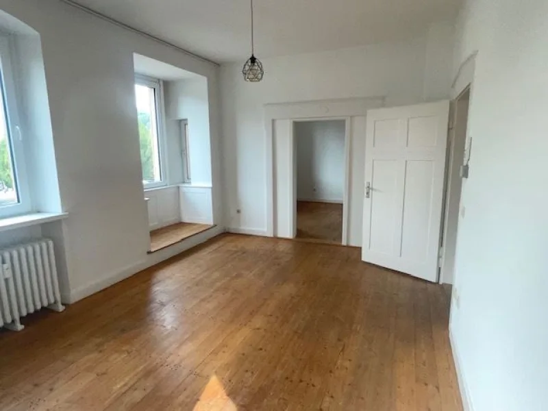 Zimmer 1 zum 2 - Büro/Praxis mieten in Kirchheimbolanden - EUPORA Immobilien: Büro-/ Gewerberäume in der Innenstadt.