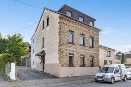 Außenansicht - Haus kaufen in Bendorf - Ich möchte, dass Oma und Opa auch mitkommen!