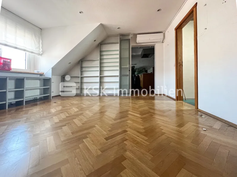 97940 Wohnzimmer Dachgeschoss