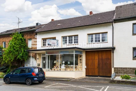 102330 Außenansicht - Haus kaufen in Wachtberg / Adendorf - Etwas Besonderes.