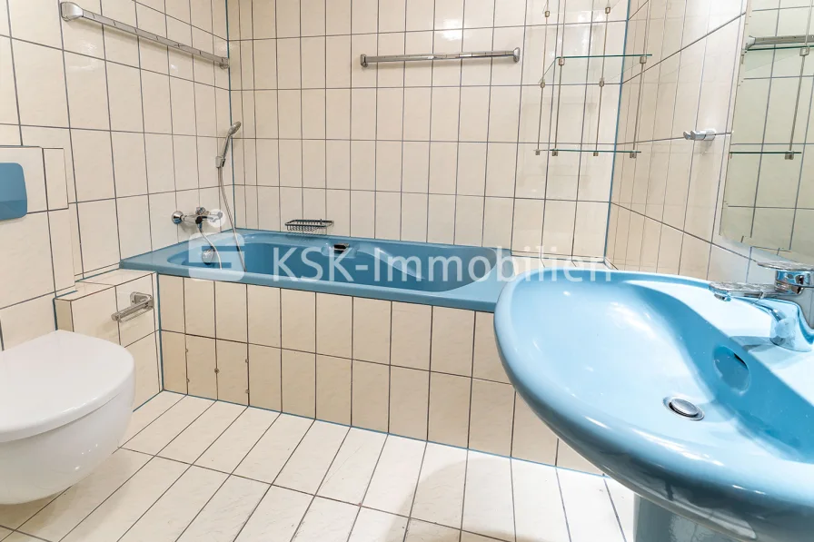 127995 Badezimmer Obergeschoss