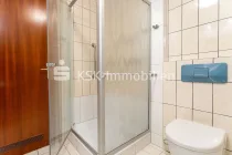 127995 Badezimmer Dusche Obergeschoss