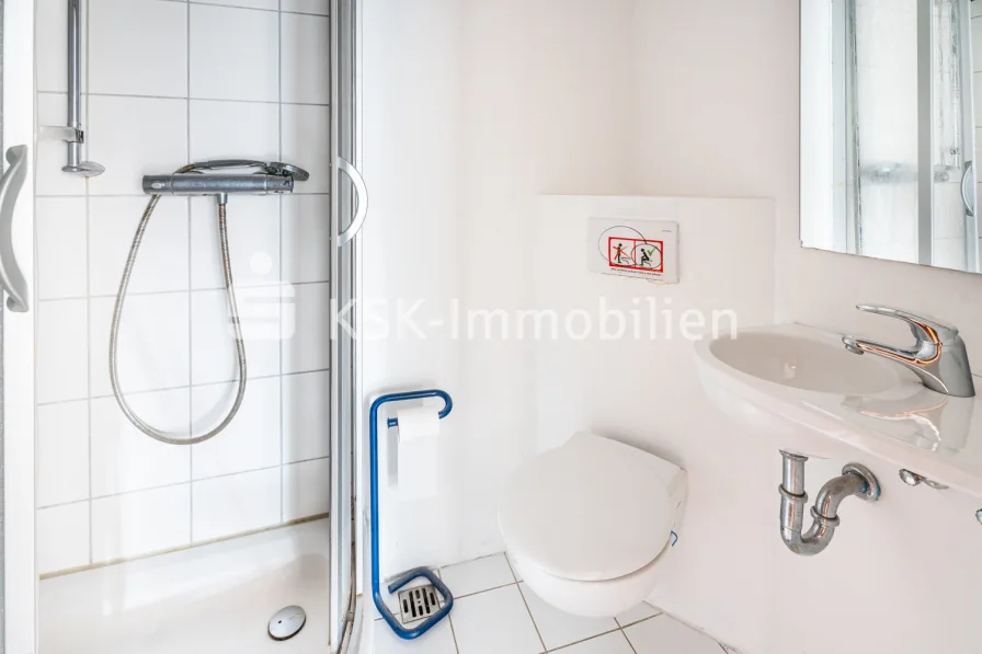 125026 Badezimmer 1