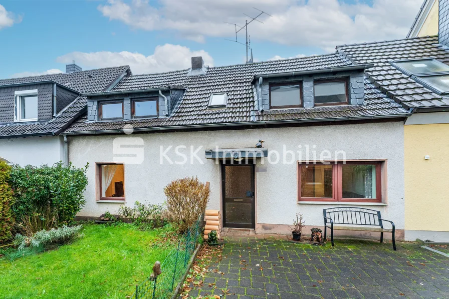 112700 Außenansicht - Haus kaufen in Bergisch Gladbach - Handwerkerhaus für die kleine Familie!