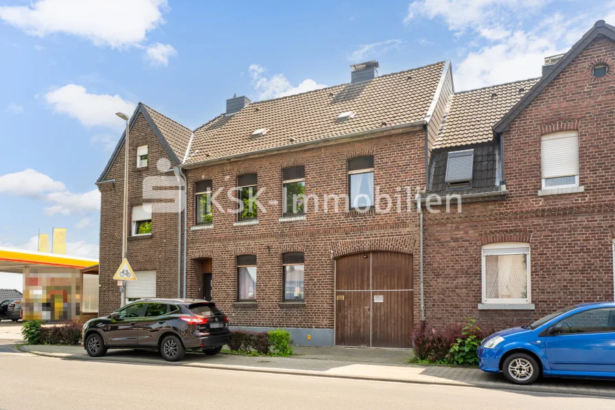 131987 Vorderansicht - Haus kaufen in Elsdorf - Altbau mit Charm und tollem Garten.