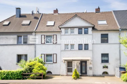 130688 Außenansicht - Haus kaufen in Bergisch Gladbach - Großzügiges Einfamilienhaus vor den Toren Kölns!