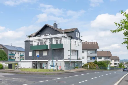 132620 Außenansicht - Wohnung kaufen in Hückeswagen - Schöne moderne Penthousewohnung mit großer Dachterrasse und Weitblick!