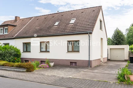 131961 Außenansicht  - Haus kaufen in Brühl - Ihr Haus mit großem Garten für die ganze Familie!