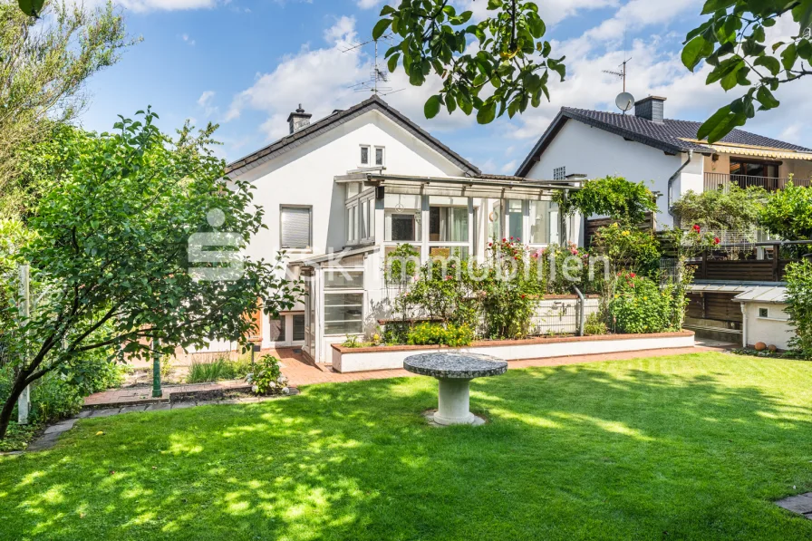 122435 Rückansicht - Haus kaufen in Rösrath - Familientraum in Waldnähe! Fertighaus in Rösrath-Kleineichen.