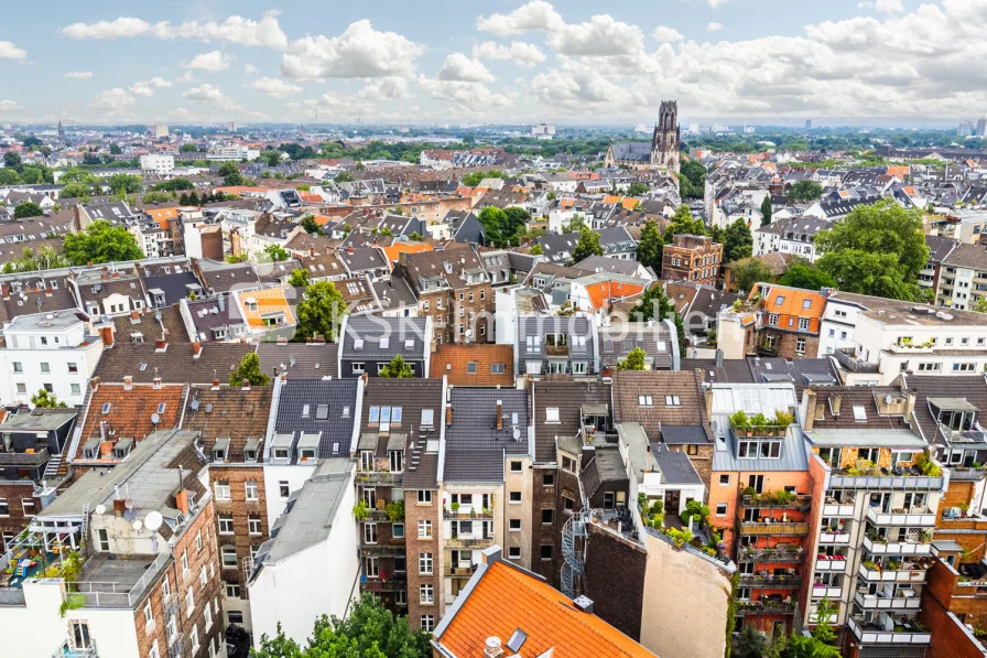 134594 Drohne  - Wohnung kaufen in Köln - Best-Ager und Paare aufgepasst! Wohntraum im Agnesviertel!