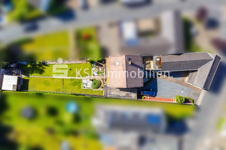 136999  Drohnenansicht 3 - Grundstück kaufen in Bonn / Hoholz - 2 Immobilien ein Preis oder Traumhaus errichten?