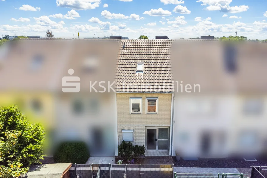 127144 Außenansicht  - Haus kaufen in Wesseling - Ihr gemütliches Einfamilienhaus - Sanieren, Einziehen, Wohlfühlen!