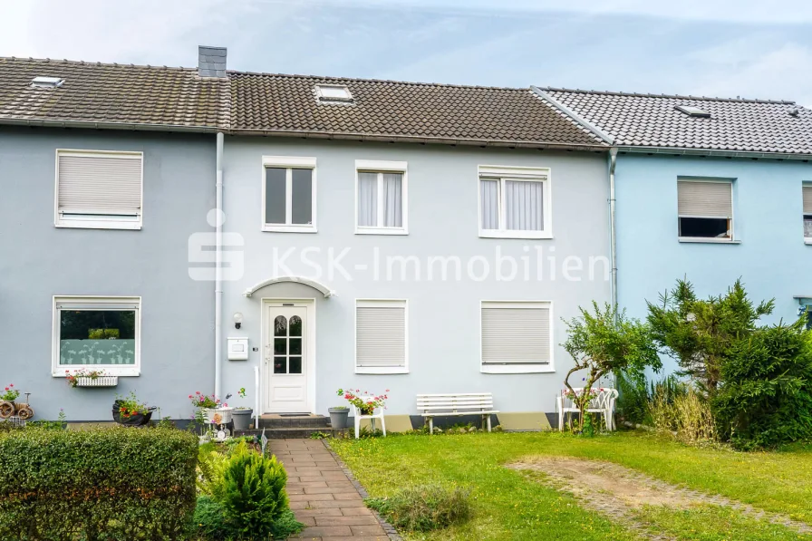 136642 Außenansicht - Haus kaufen in Siegburg - Tolle Kapitalanlage: gut vermietetes 2-Parteienhaus in Siegburg-Brückberg!