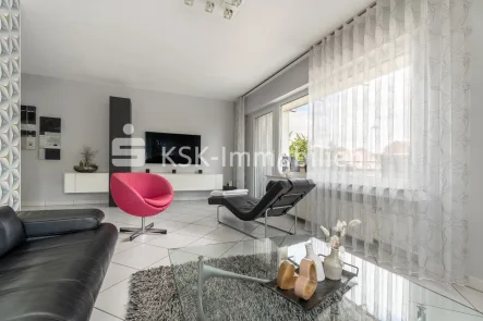 114754 Wohnzimmer  - Wohnung kaufen in Hürth - Helle und moderne Eigentumswohnung mit Balkon und Garage in 50354 Alt-Hürth!