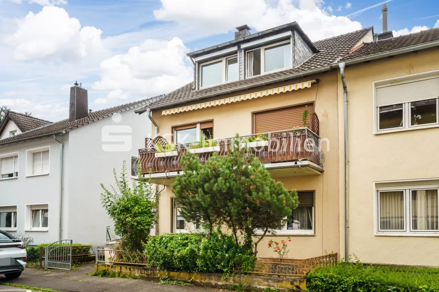 126691 Außenansicht - Haus kaufen in Bonn - Vielseitige lmmobilie in Waldnähe.