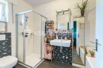 136731 Badezimmer Erdgeschoss