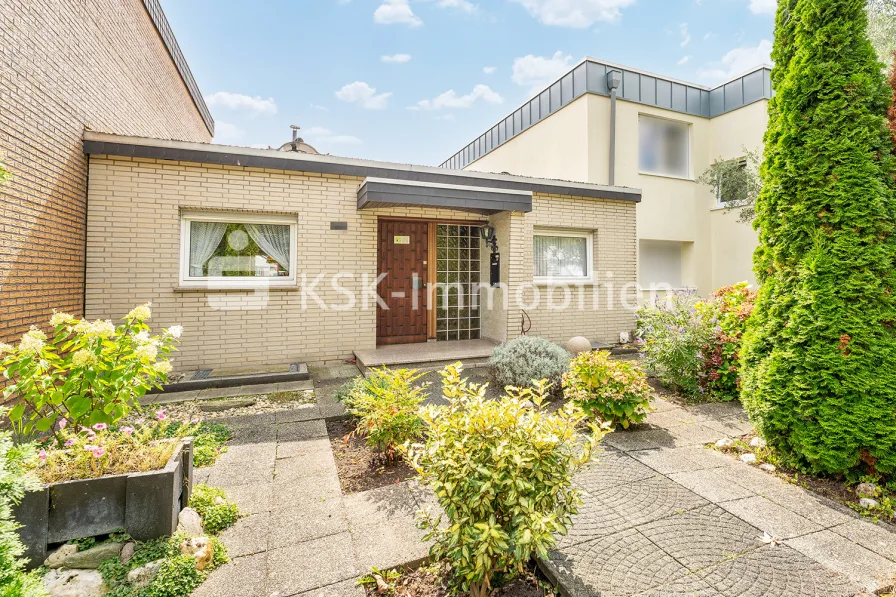 97618 Vorderansicht - Haus kaufen in Alfter - Kleines Haus mit Garten und Garage.