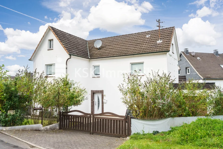 139143 Außenansicht - Haus kaufen in Windeck - Einziehen und Wohlfühlen in Windeck-Übersetzig.