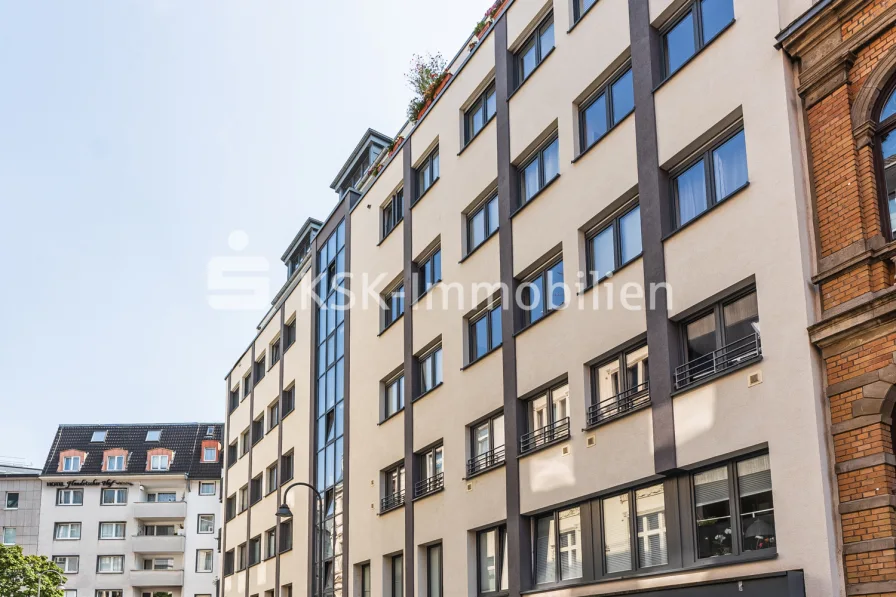 138957 Außenaufnahme Bild 3.1 - Wohnung kaufen in Köln - Stilvolle 3-Zimmer-Wohnung mit Loggia und hochwertiger Ausstattung im Herzen des Belgischen Viertels!