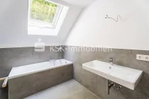 139522 Badezimmer Dachgeschoss